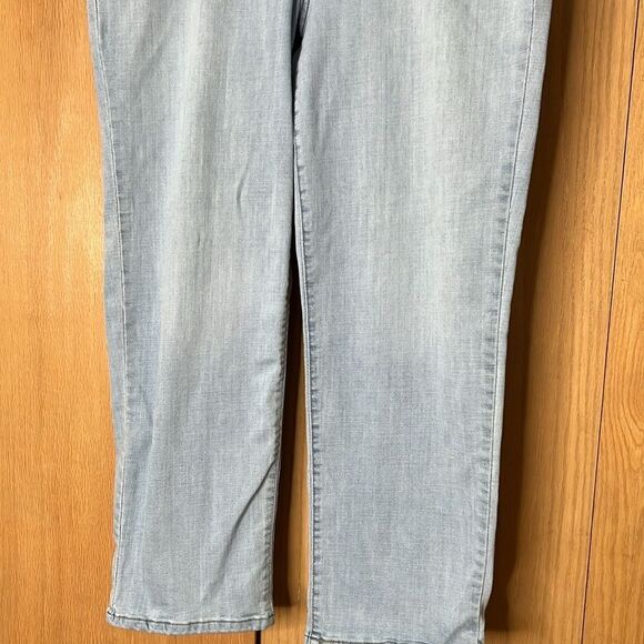 Levi's® Mid Rise Boyfriend Jeans Sz 18 - Picture 4 of 9
